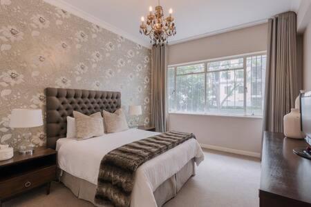 Modern Apartment In Rosebank ヨハネスブルグ エクステリア 写真